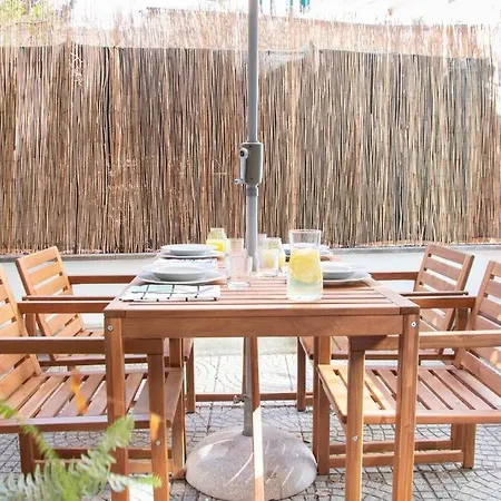 Apartment Oasi Di Relax: Con Giardino A