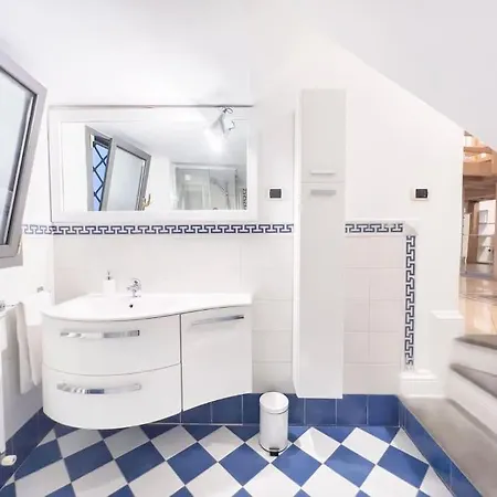 Apartment Oasi Di Relax: Con Giardino A